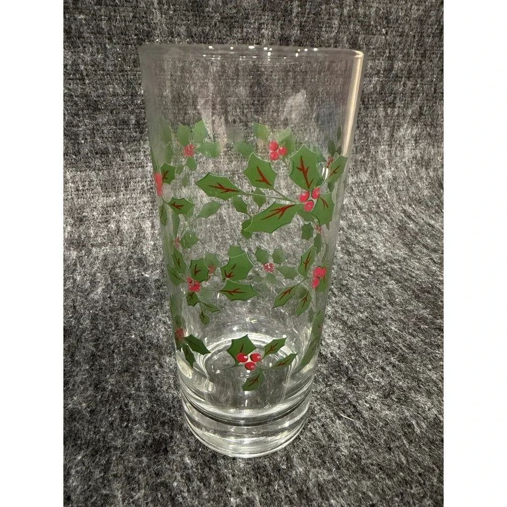 Set Of 9 Vintage Christmas Xmas Holly Berries Tall Tumbler Drinking Glasses 6.5